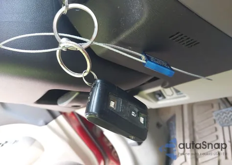 2008 Toyota Prius z USA, uszkodzony, nr VIN JTDKB20UX83310748